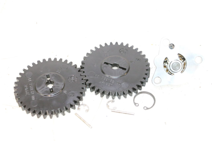 photo de ÖLPUMPE  PEUGEOT SATELIS COMPRESSOR K15 125 (2006 - 2009) - Zoom auf Gebrauchszustand