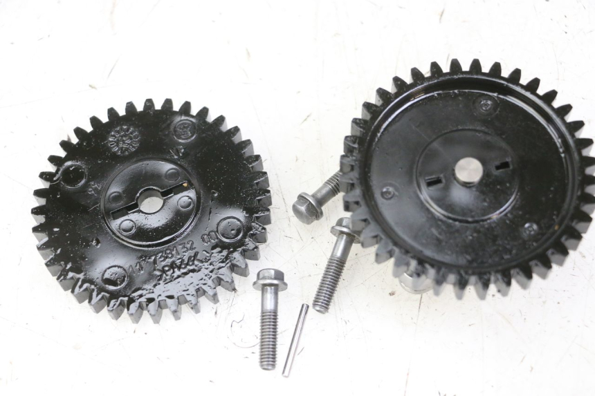 photo de ÖLPUMPE  PEUGEOT SATELIS 125 (2013 - 2018) - Detailansicht des Bauteils