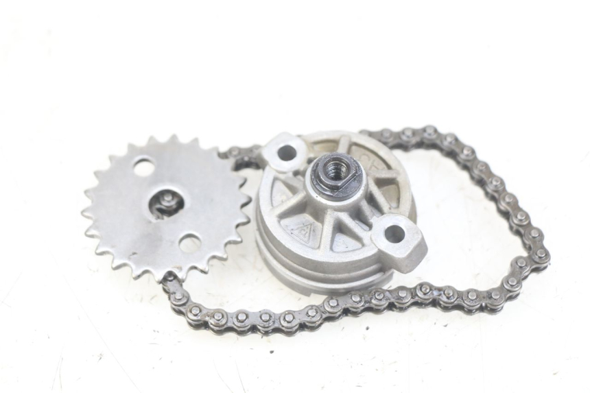 photo de ÖLPUMPE APRILIA SCARABEO 100 (2003 - 2012) - Zoom auf Gebrauchszustand