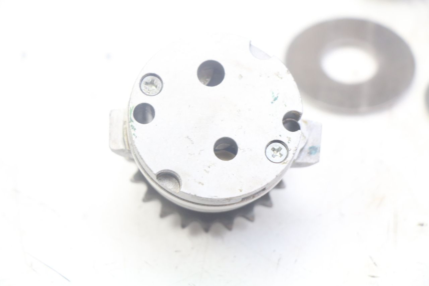 photo de ÖLPUMPE APRILIA SCARABEO 100 (2003 - 2012) - Zoom auf Gebrauchszustand