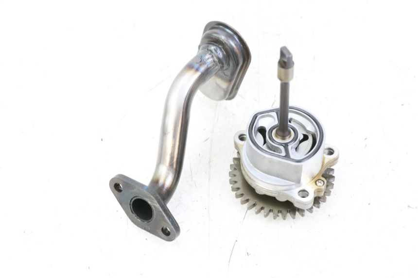 photo de ÖLPUMPE  SUZUKI GSR 750 (2011 - 2017) - Technische Nahaufnahme