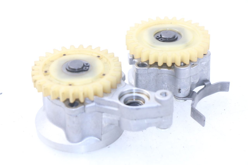 photo de ÖLPUMPE  YAMAHA TDM ABS 900 (2002 - 2014) - Detailansicht des Bauteils