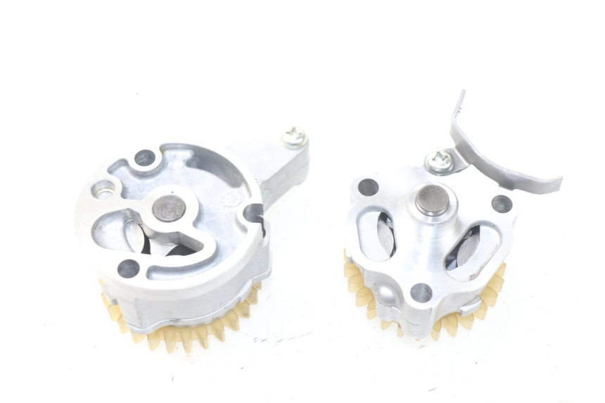 photo de ÖLPUMPE  YAMAHA TDM ABS 900 (2002 - 2014) - Alternative Perspektive