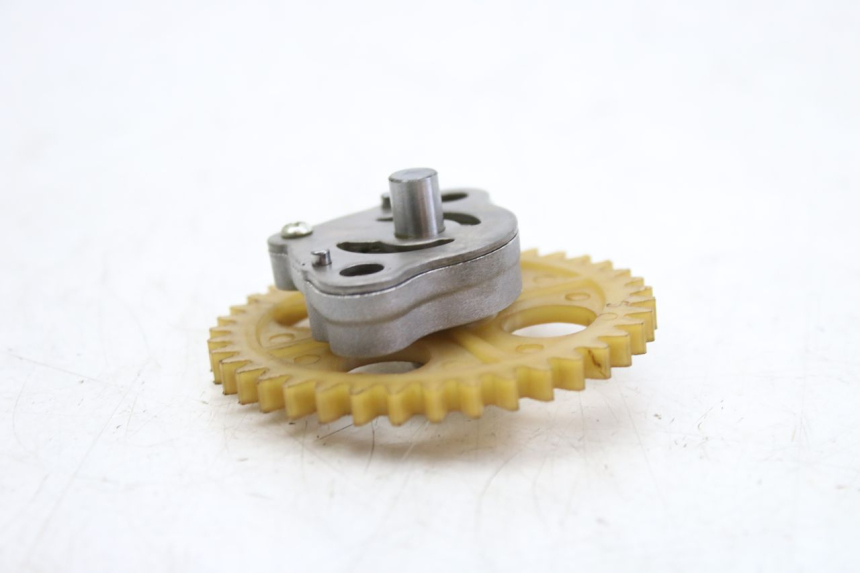 photo de ÖLPUMPE PEUGEOT TWEET 125 (2010 - 2017) - Alternative Perspektive