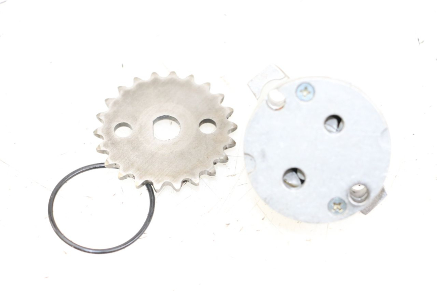 photo de ÖLPUMPE  PIAGGIO XEVO - X EVO 125 (2007 - 2017) - Detailansicht des Bauteils