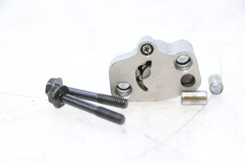 photo de ÖLPUMPE  HONDA XLV VARADERO 125 (2007 - 2012) - Detailansicht des Bauteils