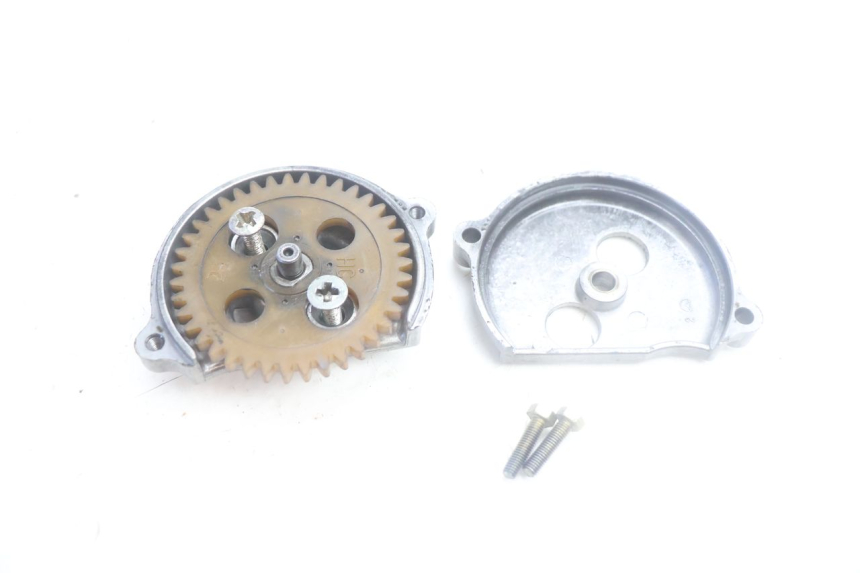 photo de ÖLPUMPE  SMC XROAD 150 - Detailansicht des Bauteils