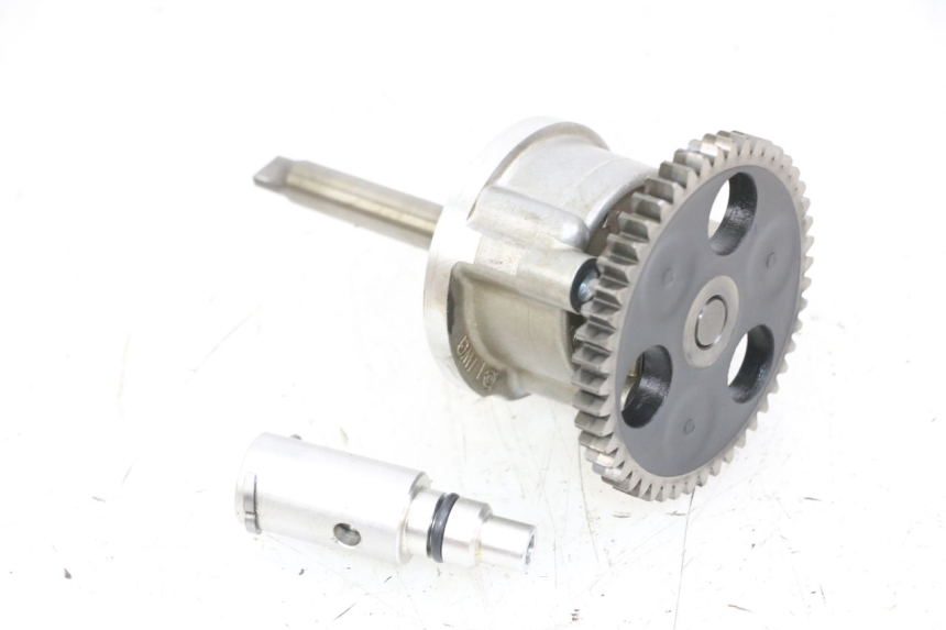 photo de ÖLPUMPE YAMAHA FZS FAZER 600 (2001 - 2003) - Technische Nahaufnahme