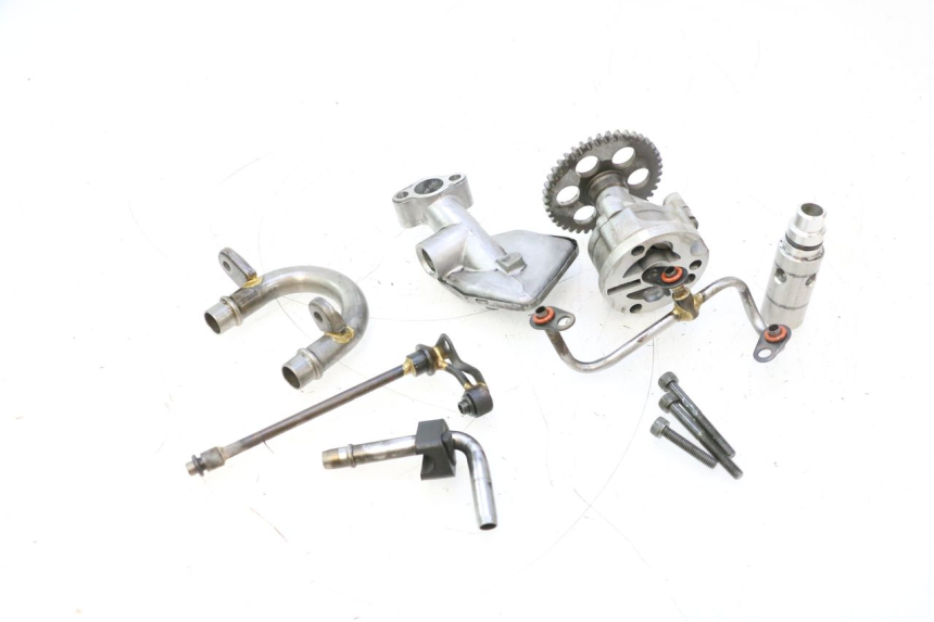 photo de ÖLPUMPE  YAMAHA YZF R GENESIS 750 (1993 - 1998) - Alternative Perspektive