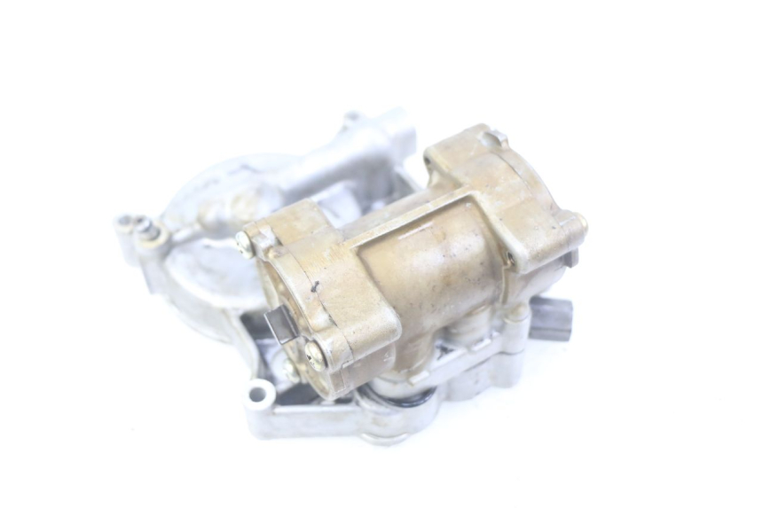 photo de ÖLPUMPE KAWASAKI ZEPHYR 1100 ( - 1995) - Zoom auf Gebrauchszustand