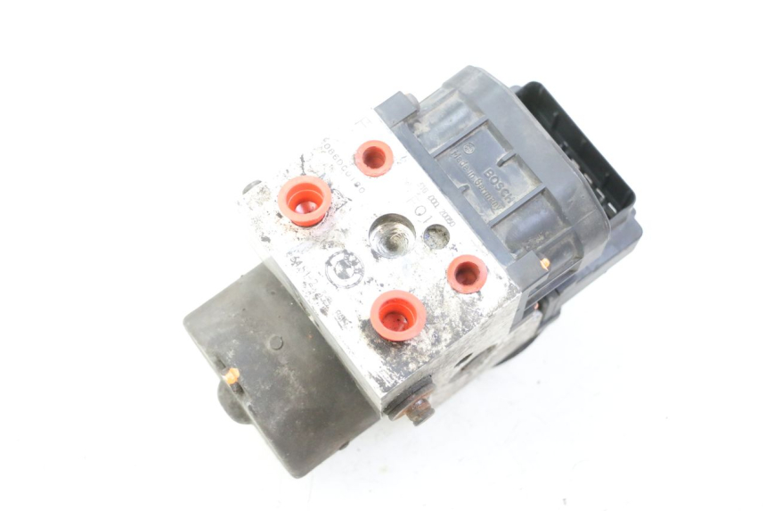 photo de ABS-PUMPE BMW C1 125 (2000 - 2003) - Details der Befestigungspunkte