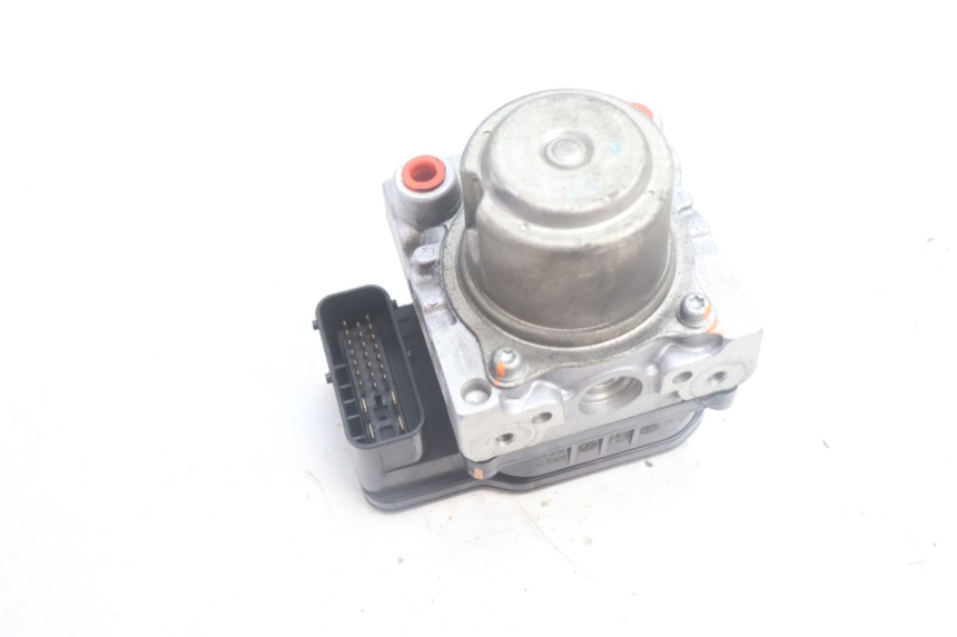 photo de ABS PUMPE SUZUKI BURGMAN EXECUTIVE ABS 650 (2006 - 2012) - Detailansicht des Bauteils