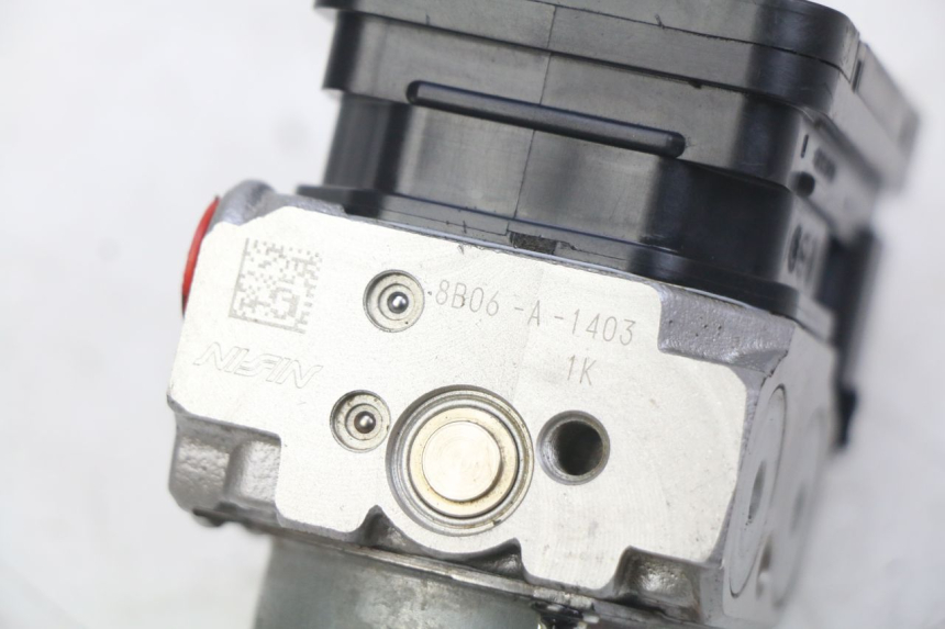 photo de ABS-PUMPE HONDA CB R 1000 (2018 - 2023) - Gesamtansicht des Produkts