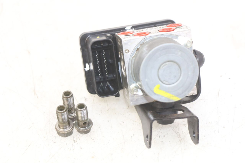 photo de ABS-PUMPE KYMCO DOWNTOWN ABS 125 (2015 - 2017) - Zoom auf Gebrauchszustand