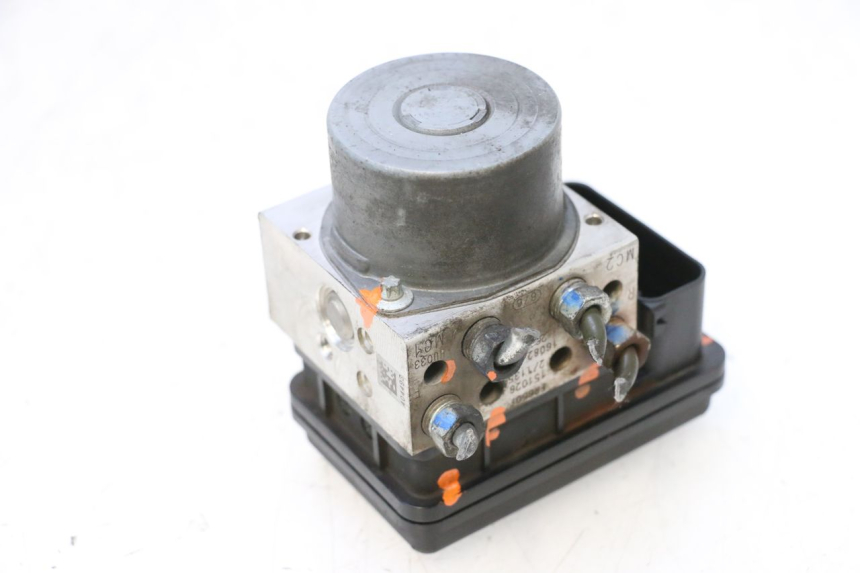 photo de ABS-PUMPE KAWASAKI ER-6 ER6 F ABS 650 (2012 - 2016) - Details der Befestigungspunkte