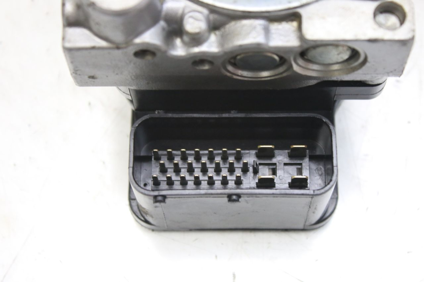 photo de ABS-PUMPE HONDA FES S-WING SWING ABS 125 (2007 - 2015) - Gesamtansicht des Produkts