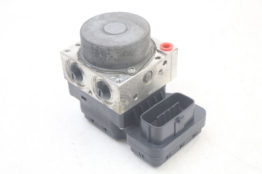 photo de ABS-PUMPE YAMAHA FJR ABS 1300 (2006 - 2012) - Alternative Perspektive