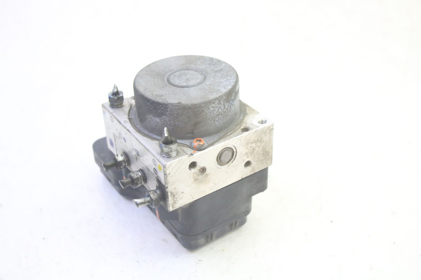 photo de ABS-PUMPE YAMAHA FJR ABS 1300 (2006 - 2012) - Technische Nahaufnahme