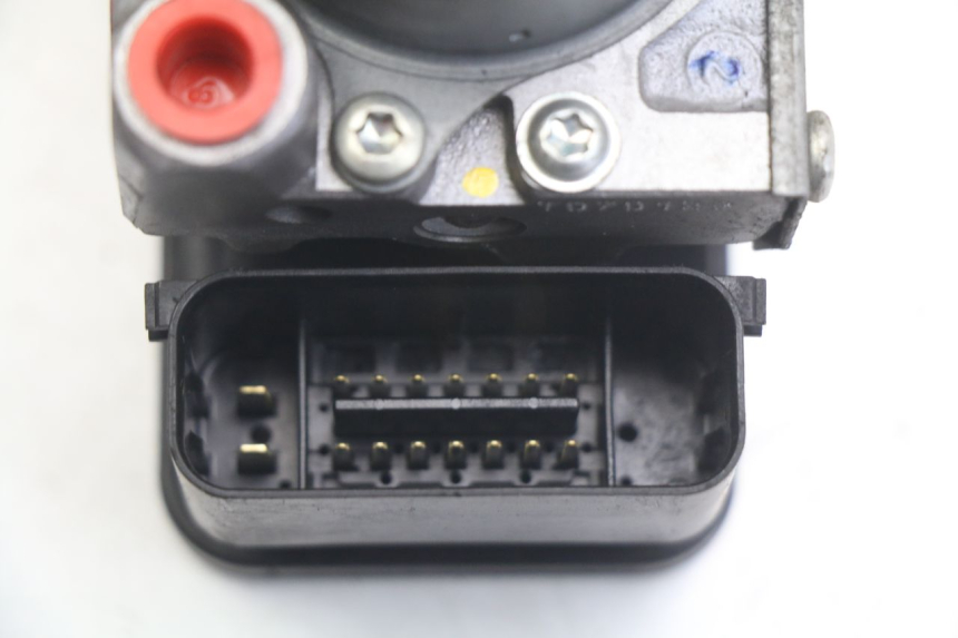 photo de ABS-PUMPE HONDA FORZA 125 (2015 - 2016) - Gesamtansicht des Produkts