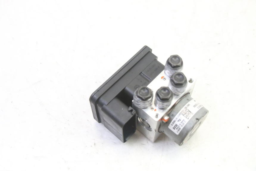 photo de ABS PUMPE BMW G310 R 310 (2016 - 2020) - Zoom auf Gebrauchszustand