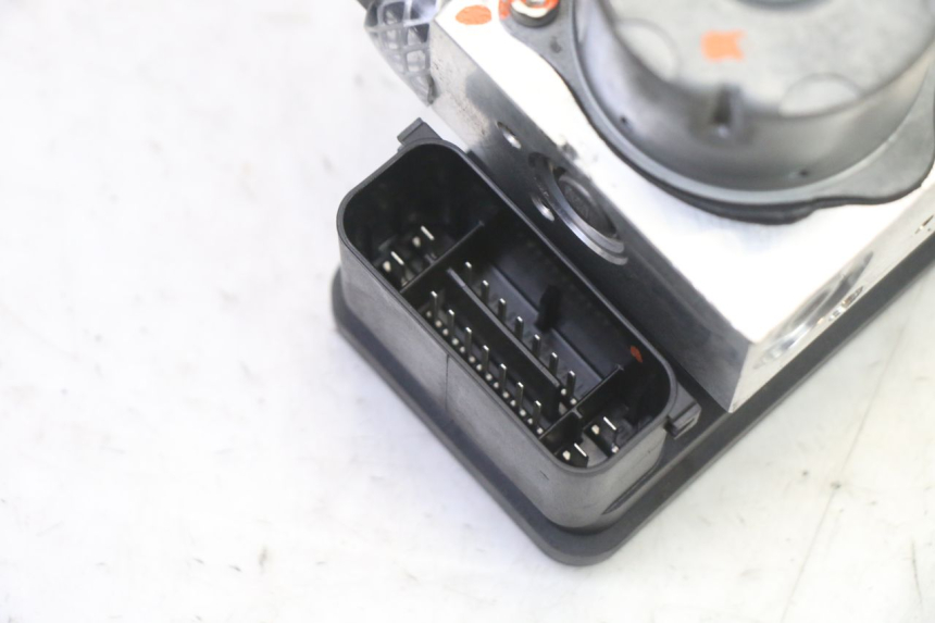 photo de ABS PUMPE BMW G310 R 310 (2016 - 2020) - Gesamtansicht des Produkts