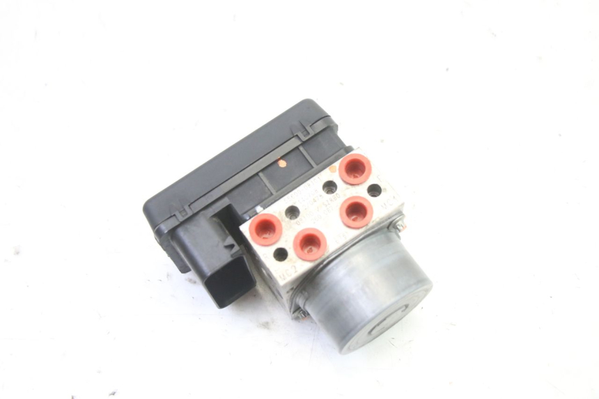 photo de ABS PUMPE SUZUKI GSR 750 (2011 - 2017) - Detailansicht des Bauteils