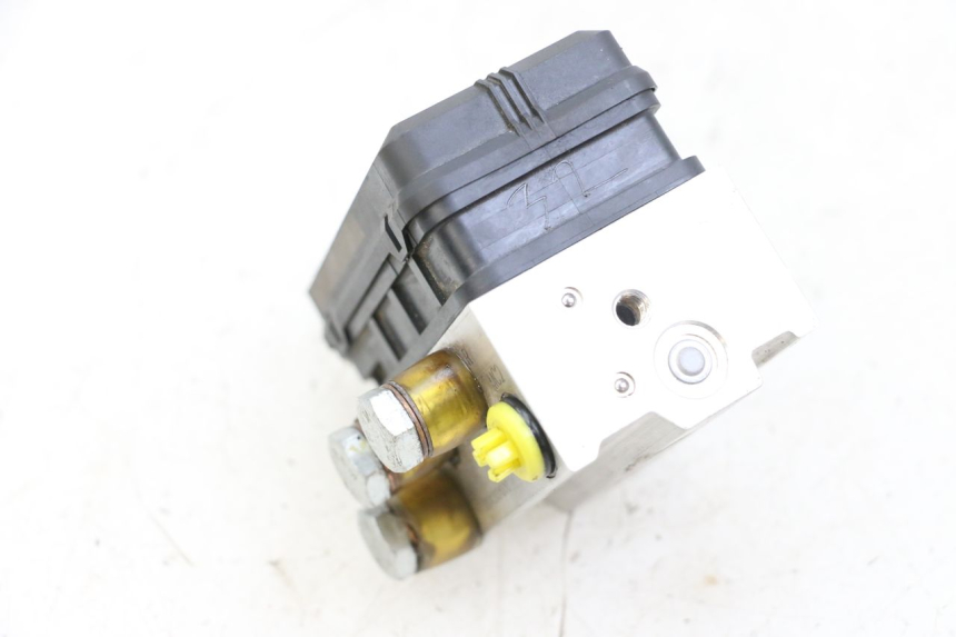 photo de ABS PUMPE HUSQVARNA SVARTPILEN 401 (2018 - 2023) - Detailansicht des Bauteils