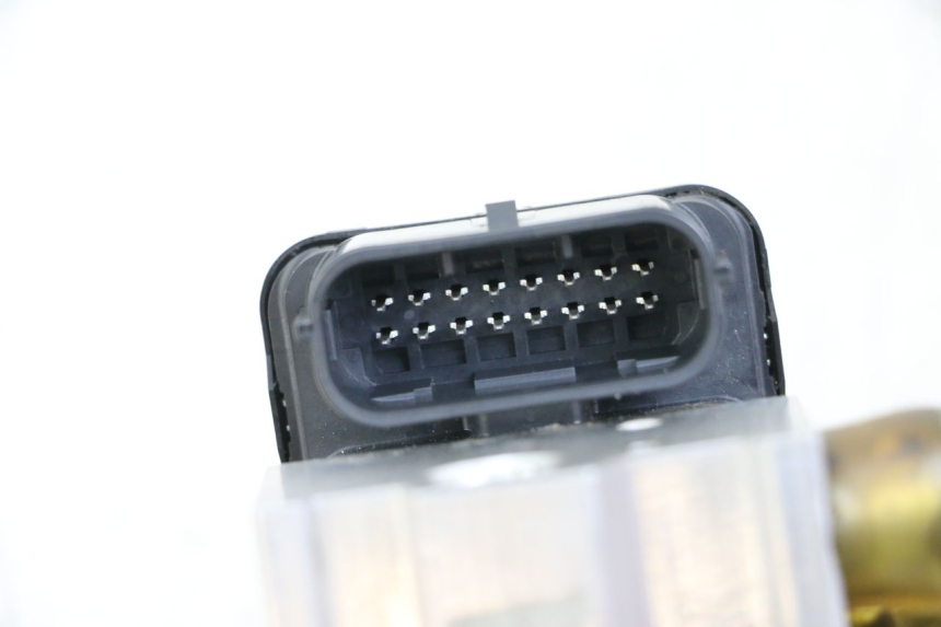 photo de ABS PUMPE HUSQVARNA SVARTPILEN 401 (2018 - 2023) - Alternative Perspektive