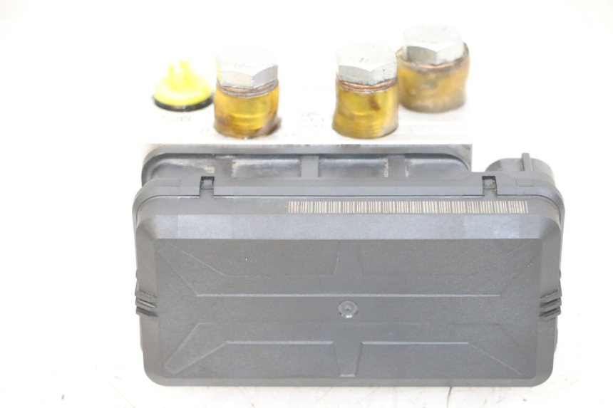 photo de ABS PUMPE HUSQVARNA SVARTPILEN 401 (2018 - 2023) - Oberflächenzustand und Material