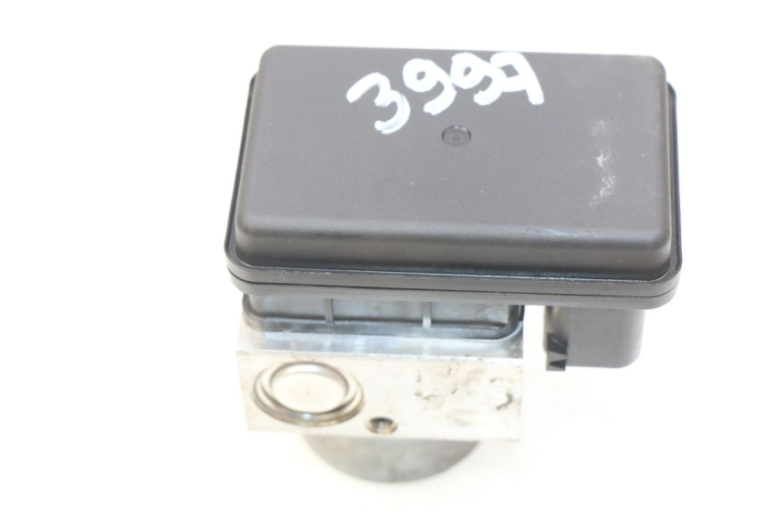 photo de ABS-PUMPE PIAGGIO LIBERTY IGET S 125 (2016 - 2020) - Zoom auf Komponenten