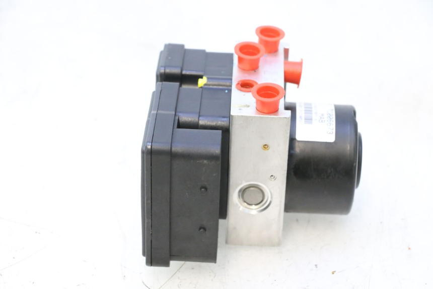 photo de ABS PUMPE PIAGGIO MP3 HPE 530 (2022 - 2026) - Ergänzendes Produktfoto