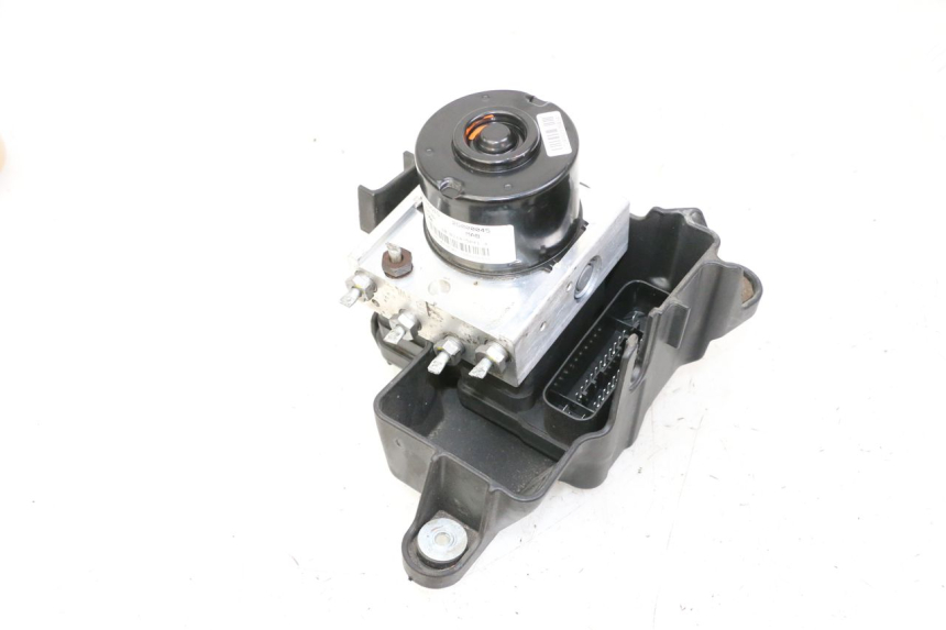 photo de ABS PUMPE PIAGGIO MP3 500 (2014 - 2017) - Detaillierte Sichtprüfung