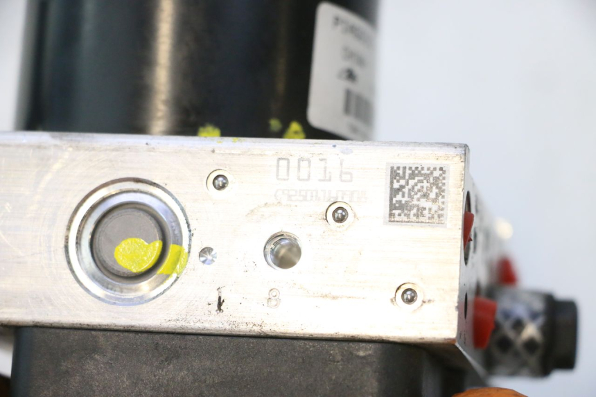 photo de ABS PUMPE PIAGGIO MP3 500 (2016 - 2018) - Detailansicht des Bauteils