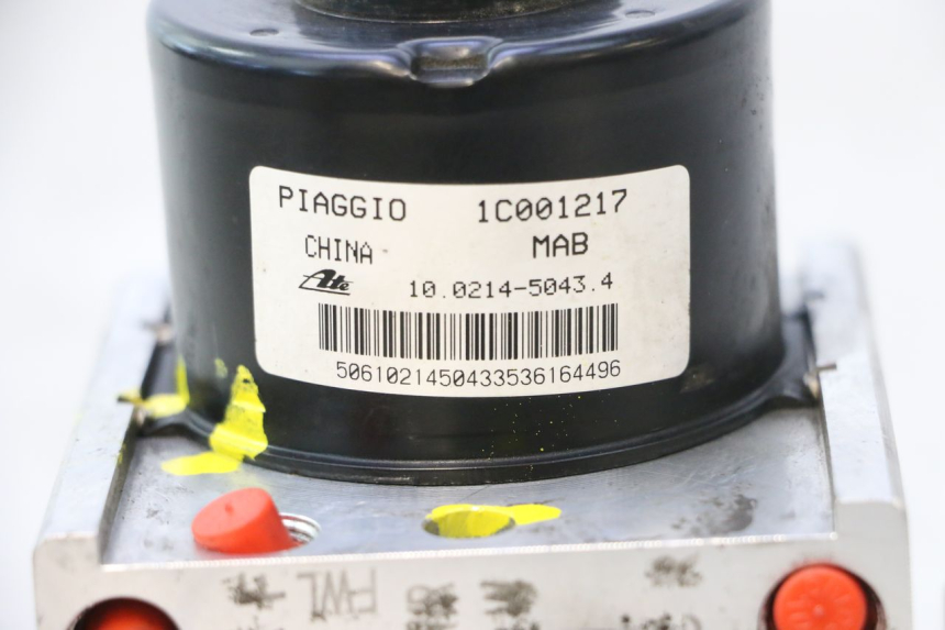 photo de ABS PUMPE PIAGGIO MP3 500 (2016 - 2018) - Hochauflösende Nahaufnahme