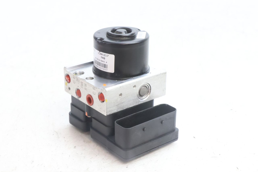 photo de ABS PUMPE PIAGGIO MP3 500 (2016 - 2018) - Technische Nahaufnahme