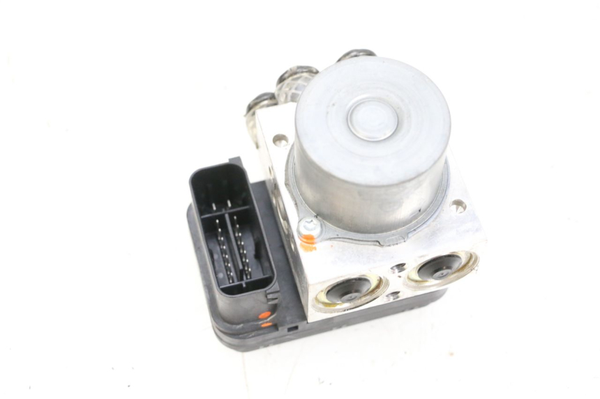 photo de ABS PUMPE YAMAHA MT-07 MT07 ABS 700 (2018 - 2020) - Detailansicht des Bauteils