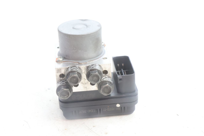 photo de ABS PUMPE YAMAHA N-MAX NMAX 125 (2021 - 2024) - Technische Nahaufnahme
