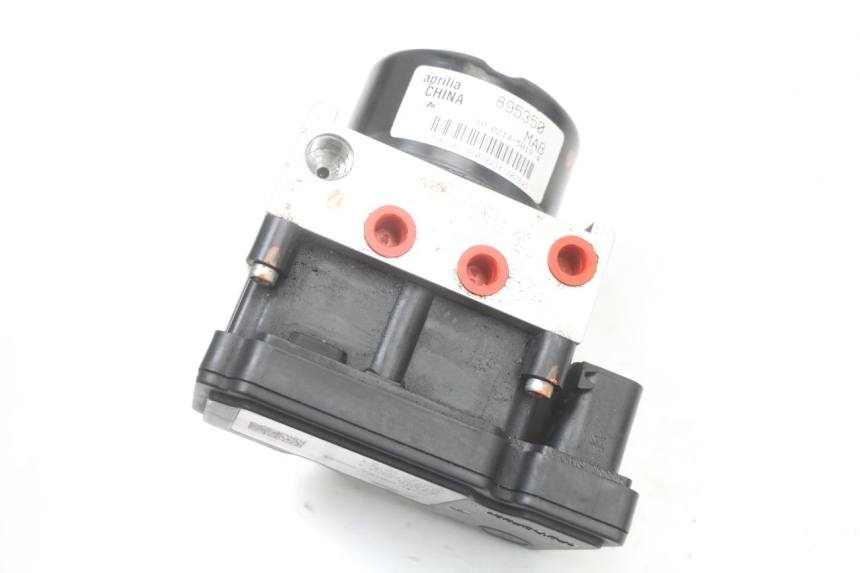 photo de ABS-PUMPE MOTO GUZZI NORGE 8V GT 1200 (2011 - 2016) - Technische Nahaufnahme