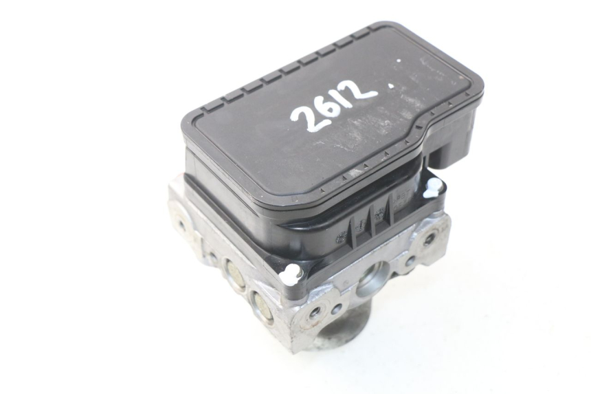 photo de ABS PUMPE HONDA NSS EX FORZA 250 (2005 - 2013) - Alternative Perspektive