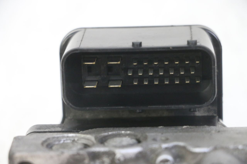 photo de ABS PUMPE HONDA NTV DEAUVILLE ABS 700 (2007 - 2016) - Weitere Ansicht des Artikels