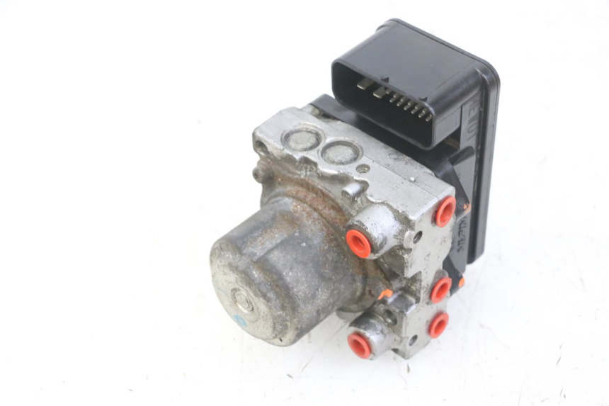 photo de ABS PUMPE HONDA NTV DEAUVILLE ABS 700 (2007 - 2016) - Zoom auf Gebrauchszustand