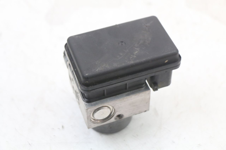 photo de ABS PUMPE PEUGEOT BELVILLE 125 (2017 - 2021) - Oberflächenzustand und Material