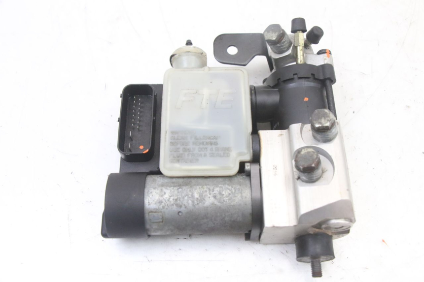 photo de ABS PUMPE PEUGEOT SATELIS COMPRESSOR K15 125 (2006 - 2009) - Zoom auf Gebrauchszustand