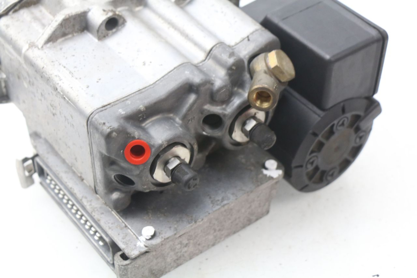 photo de ABS PUMPE BMW R GS 1150 (1999 - 2004) - Zoom auf Gebrauchszustand