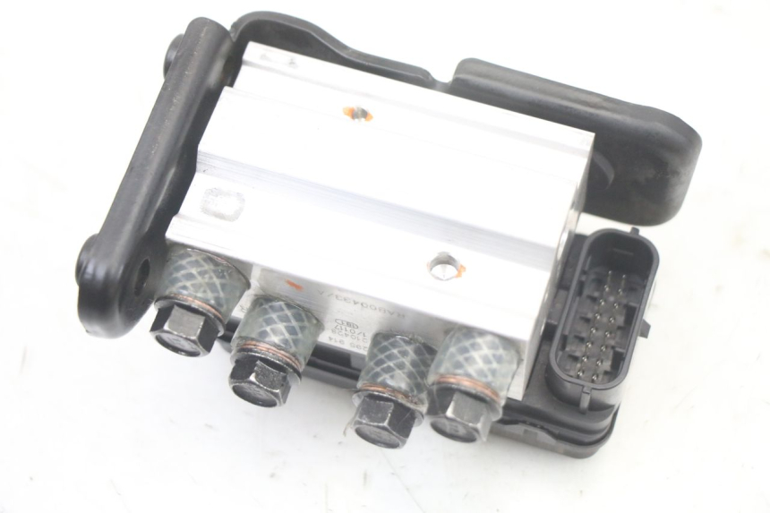 photo de ABS PUMPE ROYAL ENFIELD HYMALAYAN 410 (2016 - 2023) - Detailansicht des Bauteils