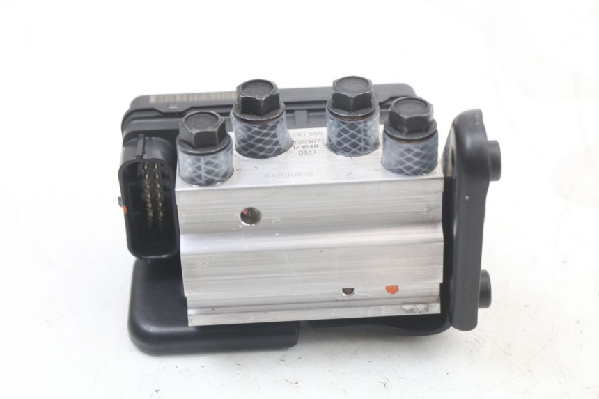 photo de ABS PUMPE ROYAL ENFIELD SCRAM 411 (2022 - 2024) - Technische Nahaufnahme