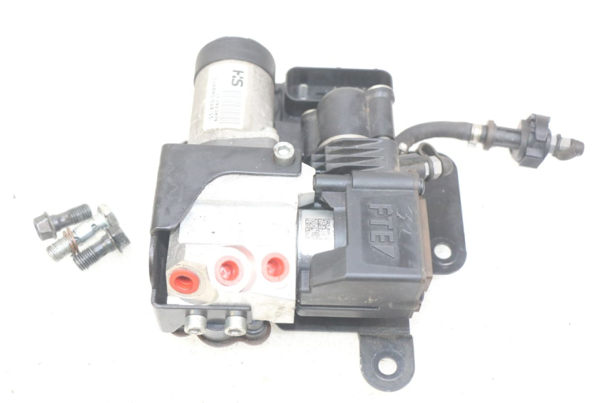 photo de ABS-PUMPE PEUGEOT SATELIS 125 (2010 - 2012) - Oberflächenzustand und Material