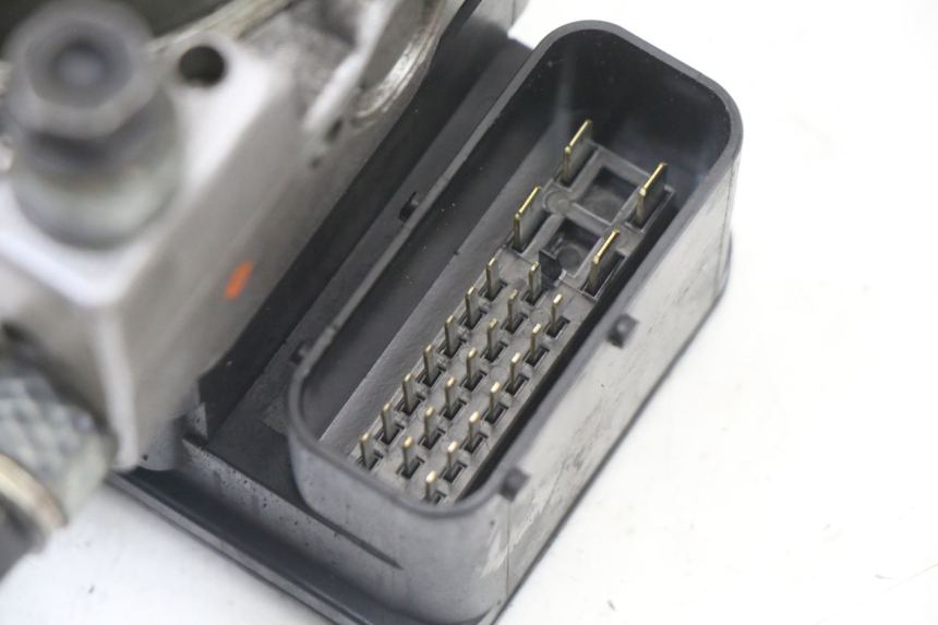 photo de ABS PUMPE PEUGEOT SATELIS 125 (2013 - 2018) - Zoom auf Gebrauchszustand