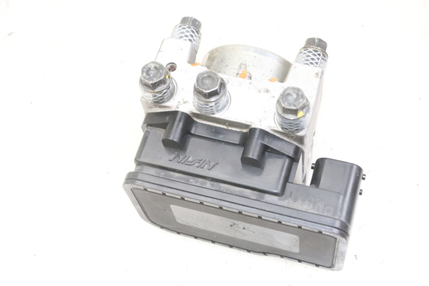 photo de ABS PUMPE PEUGEOT SATELIS 125 (2013 - 2018) - Detailansicht des Bauteils