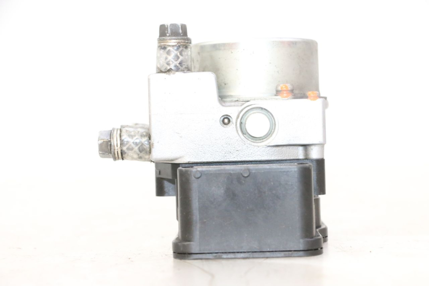 photo de ABS PUMPE PEUGEOT SATELIS 125 (2013 - 2018) - Hochauflösende Nahaufnahme